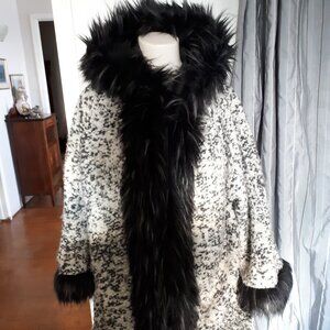 Gorgeous 60% Wool Hooded Car Coat - Sz. L - Made in Italy